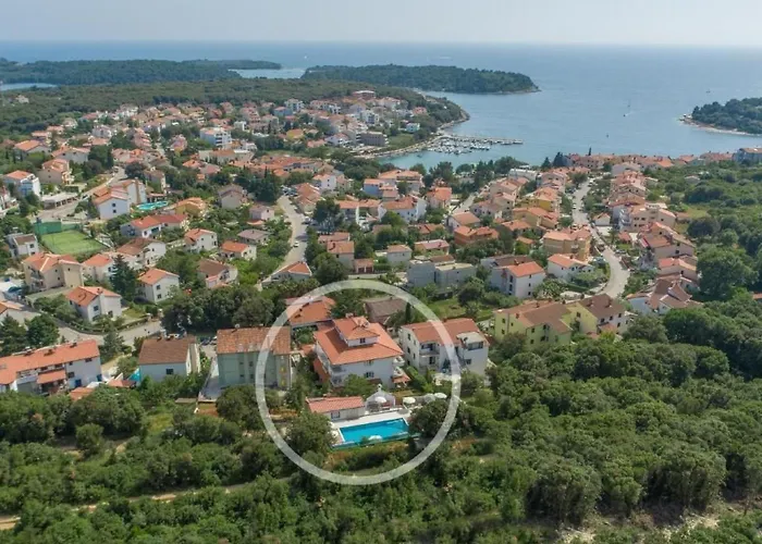In Pjescana Uvala Mit Garten- Grill By Interhome Apartmán Pula