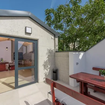 Lejlighed In Pjescana Uvala Mit Garten- Grill By Interhome Pula